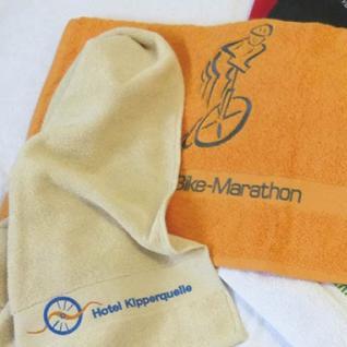 Handtuch mit Logo besticken